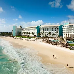 The Westin & אתר נופש קנקון