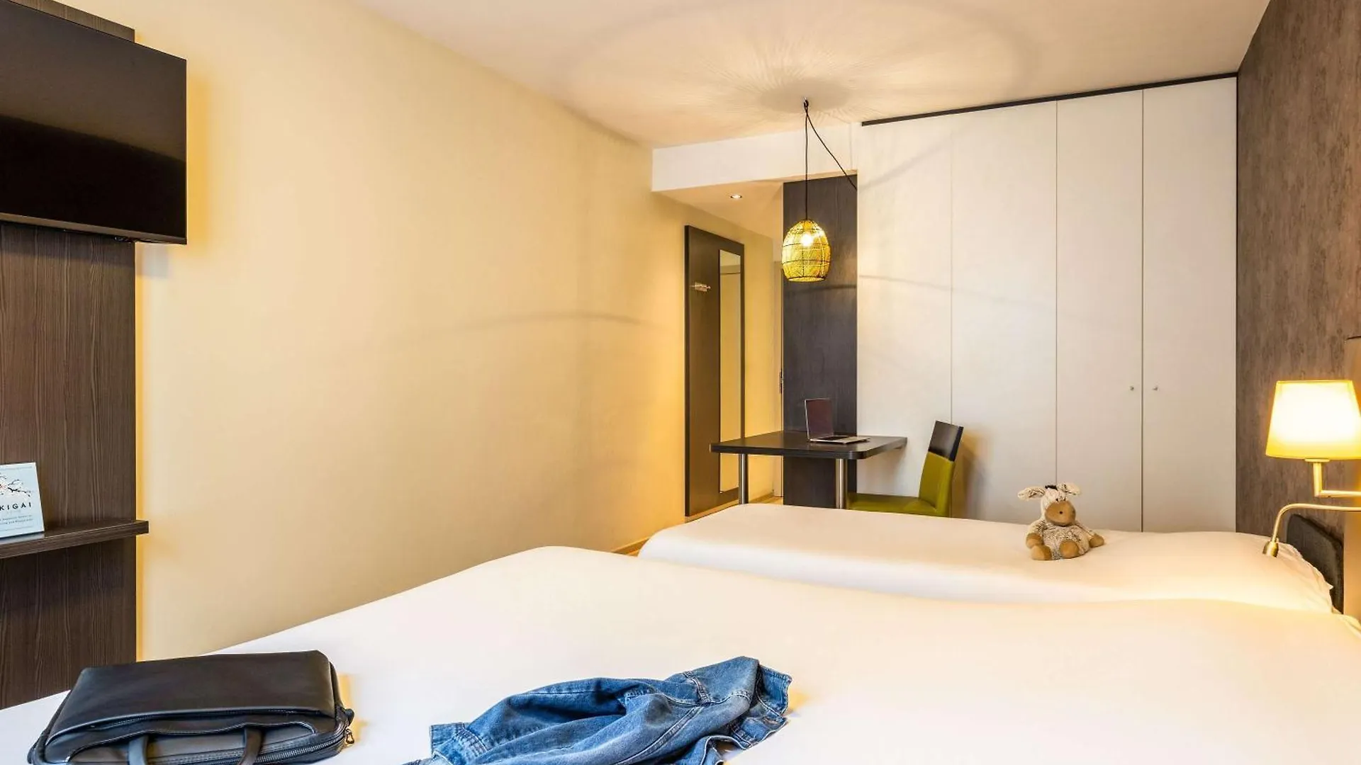 ***  Ibis Styles Hotel Brussels Centre Stephanie Saint-Gilles Belgium
