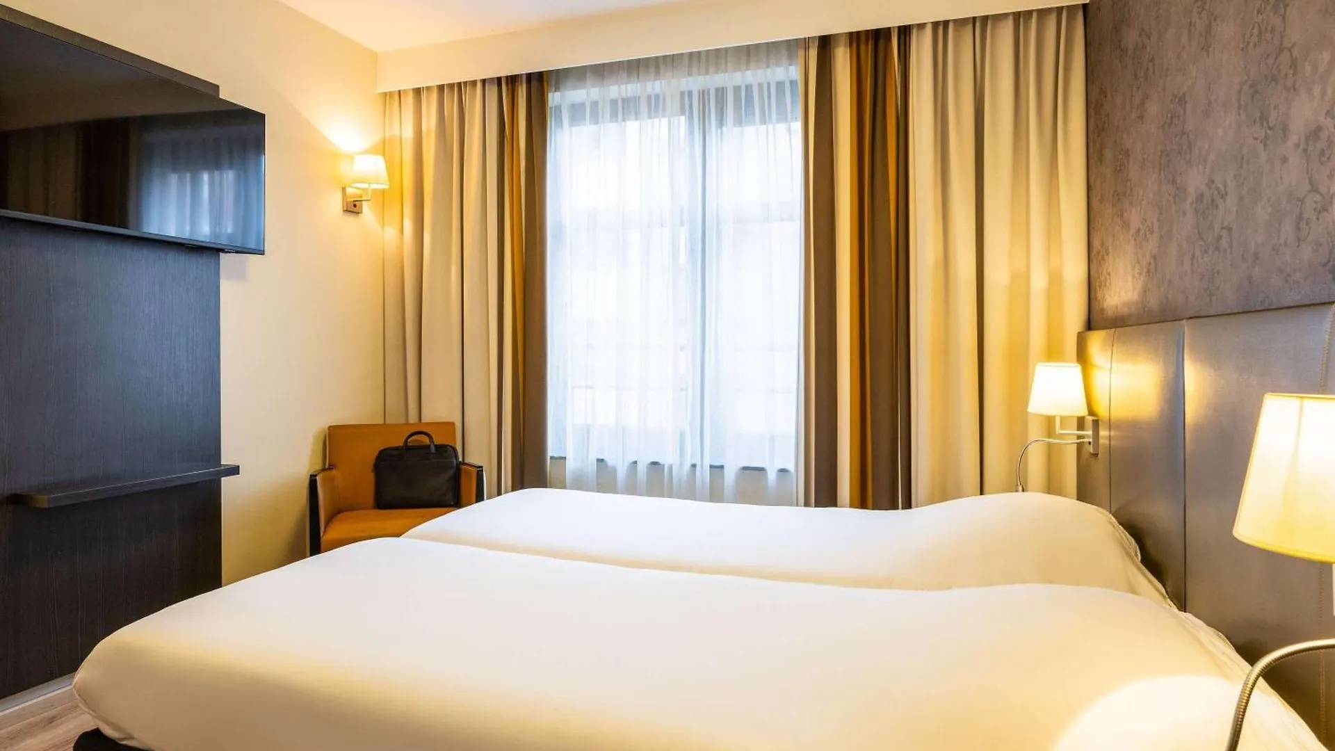Ibis Styles Hotel Brussels Centre Stephanie Saint-Gilles 3*,  Belçika